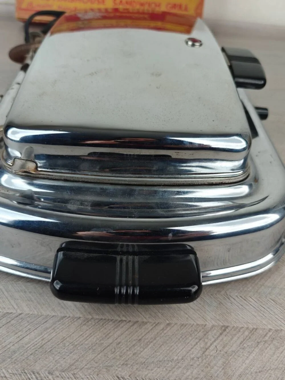 Vintage Westinghouse Chrome Sandwich Grill With Pretreated Waffle Grids '50s USA